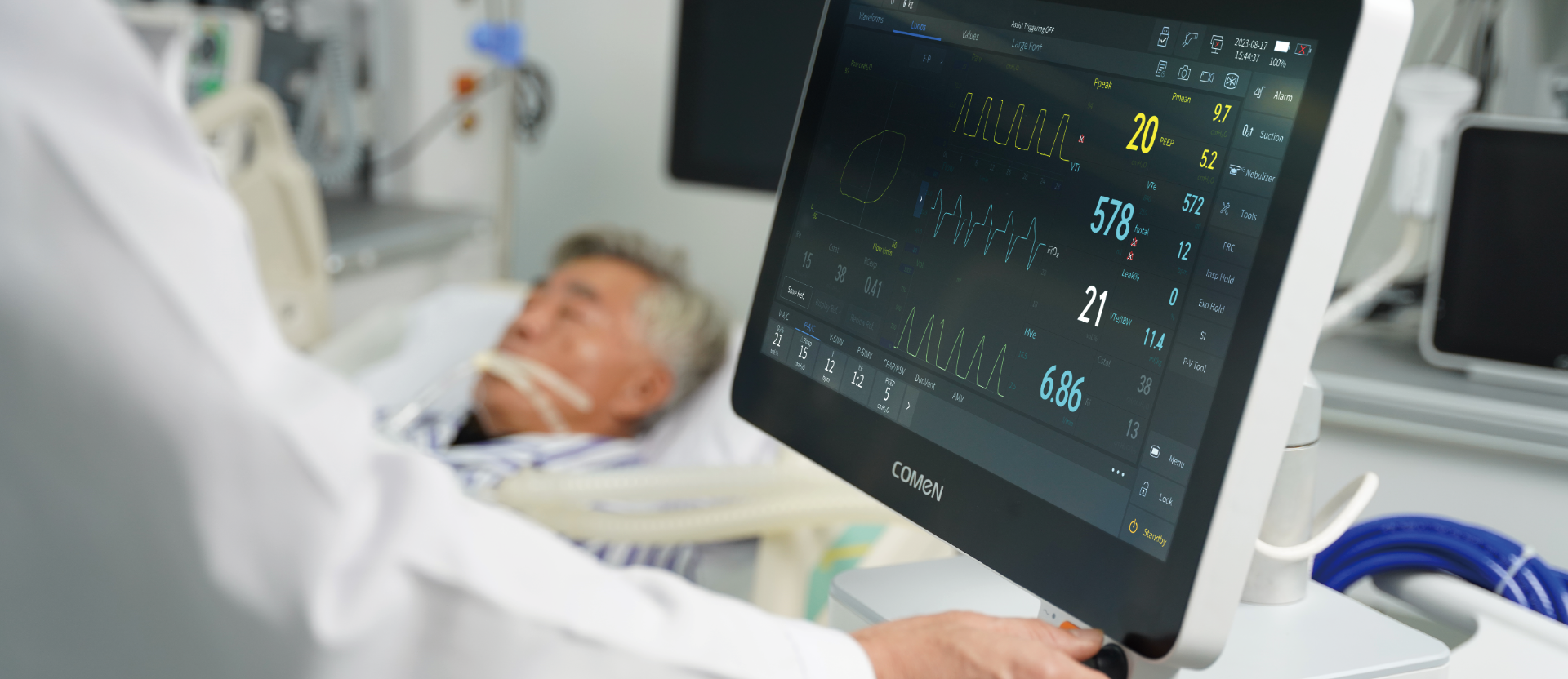 mechanical ventilator