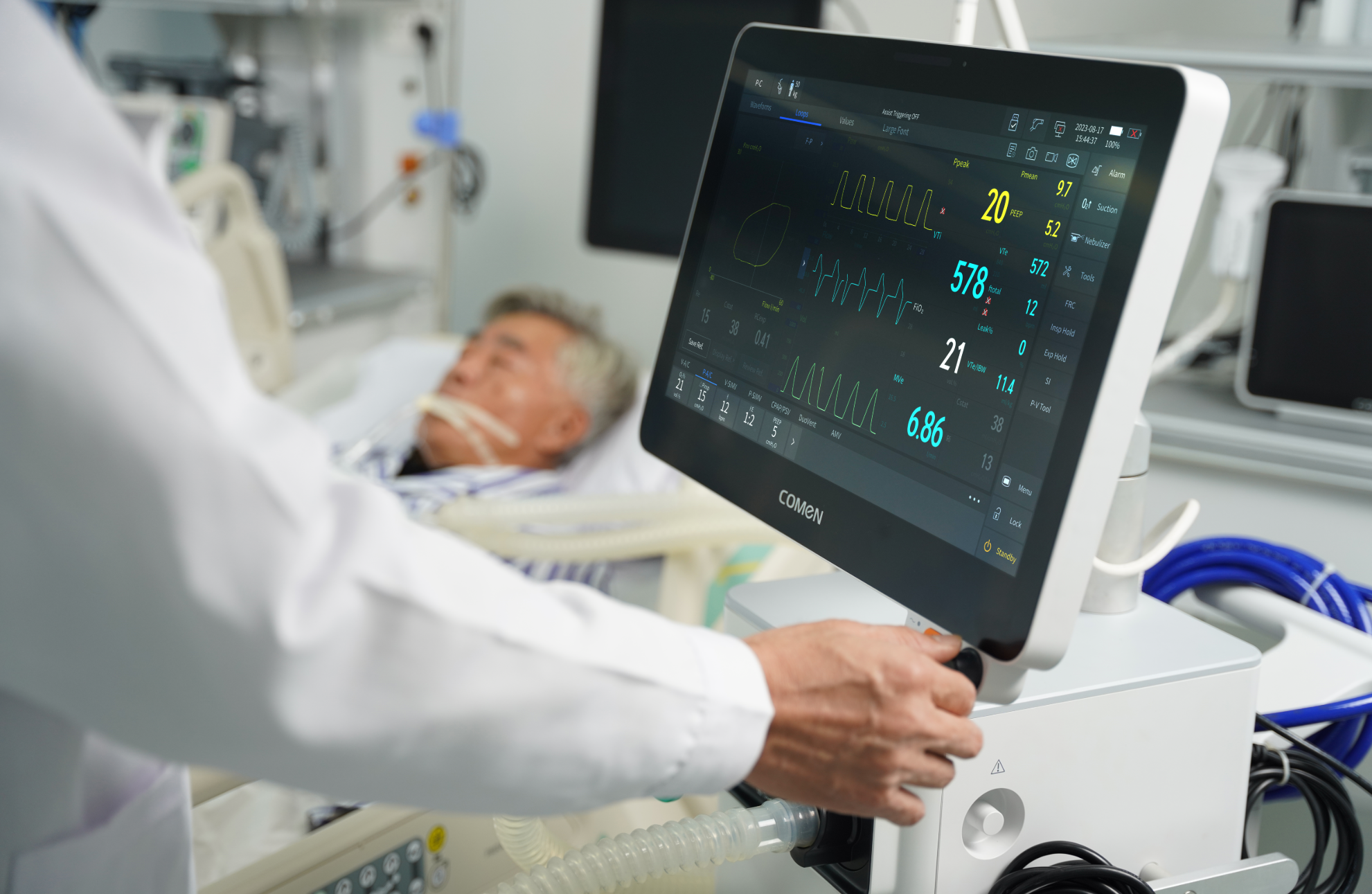 icu equipment